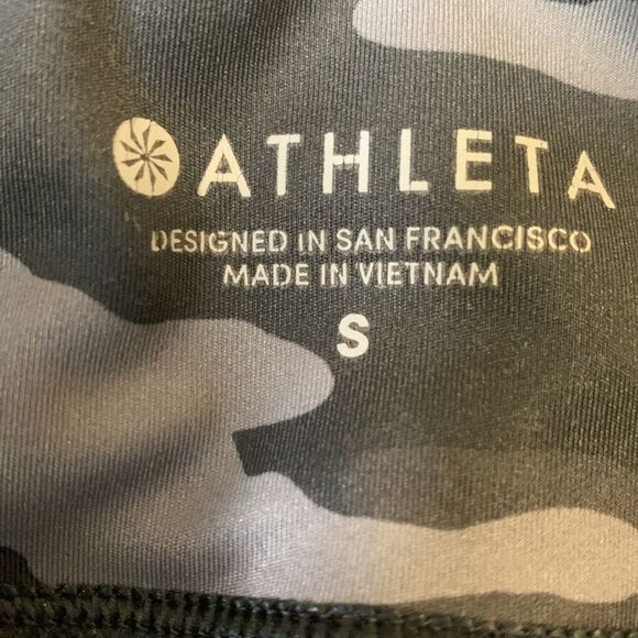 Athleta stash pockets, Black Camouflage Leggings, small - Picture 2 of 12